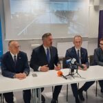 Wiceszef MON Cezary Tomczyk z wizytą w Zielonej Górze (fot. Piotr Bakselerowicz)