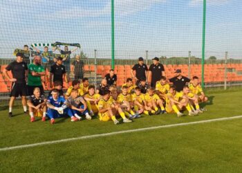 Lechia gromi i zostaje liderem III ligi! 13 Lechia gromi i zostaje liderem III ligi! Radio Zachód - Lubuskie