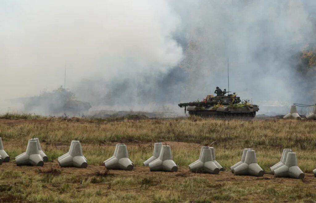 Tarcza Wschód (zdjęcie ilustracyjne). Fot. PAP/Tomasz Waszczuk