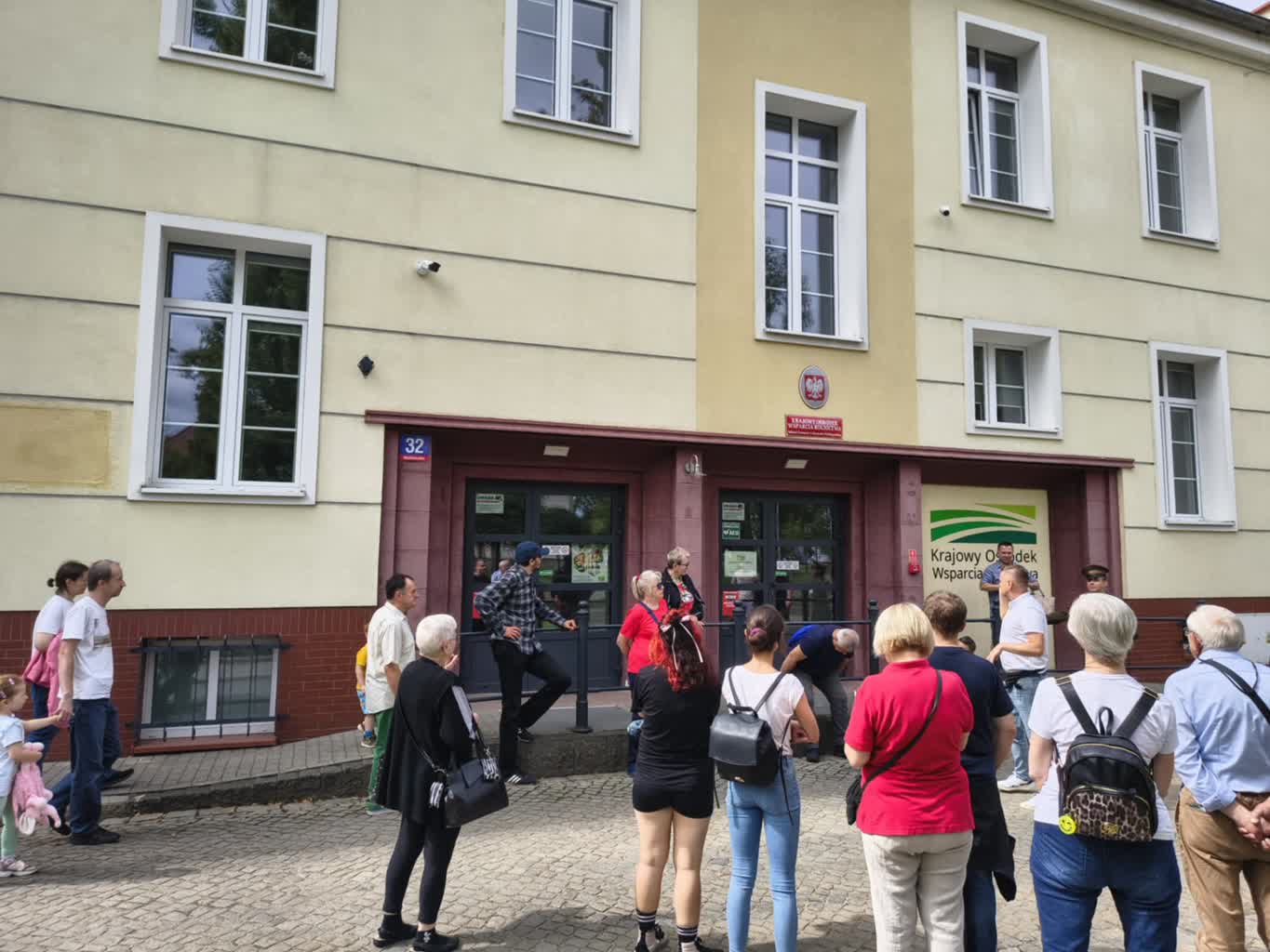 Odwiedź stare koszary Radio Zachód - Lubuskie