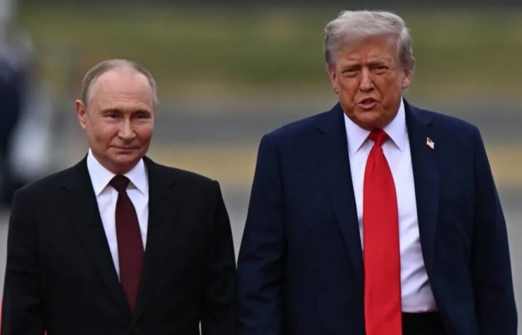 Władimir Putin i Donald Trump. Fot. PAP/EPA / SERGEY BOBYLEV/SPUTNIK/KREMLIN POOL