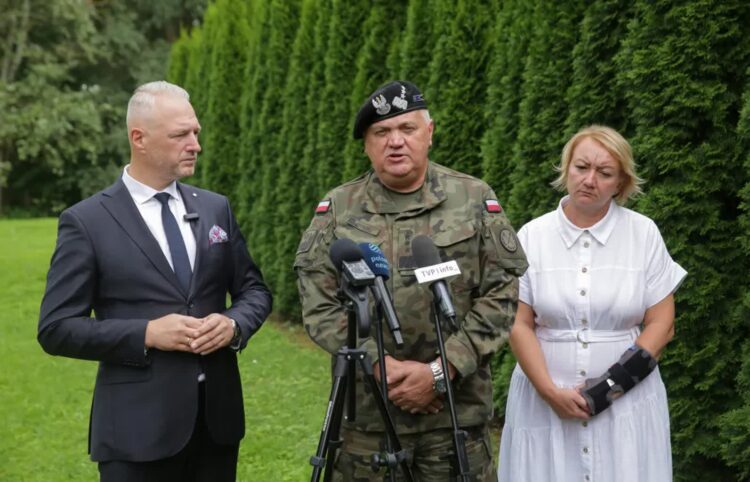 Gen. Czosnek: pozyskiwanie gruntów pod „Tarczę Wschód” na granicy z Rosją dobiega końca 9 Zastępca Szefa Sztabu Generalnego gen. Stanisław Czosnek. Fot. PAP/ Tomasz Waszczuk