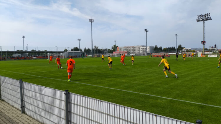 Stal Jasień dostała bolesną lekcję futbolu 9 fot. Paweł Górski