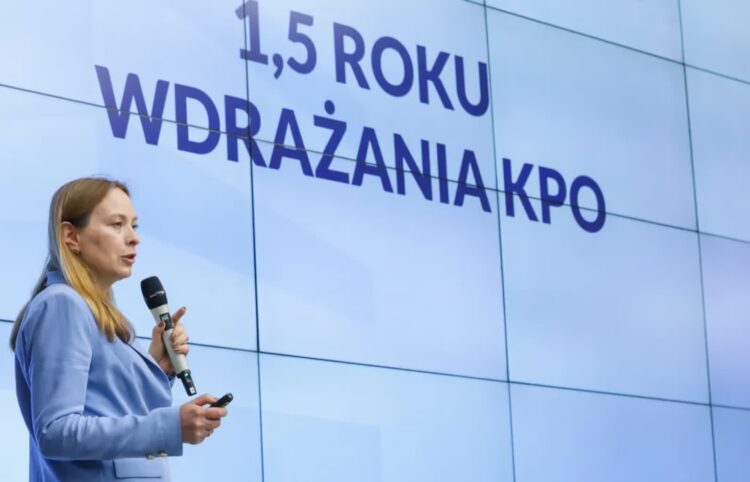 Minister funduszy i polityki regionalnej Katarzyna Pełczyńska-Nałęcz. Fot. PAP/Tomasz Gzell