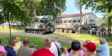 Trwa piknik militarny w Lubuskim Muzeum Wojskowym w Drzonowie [ZDJĘCIA] Radio Zachód - Lubuskie