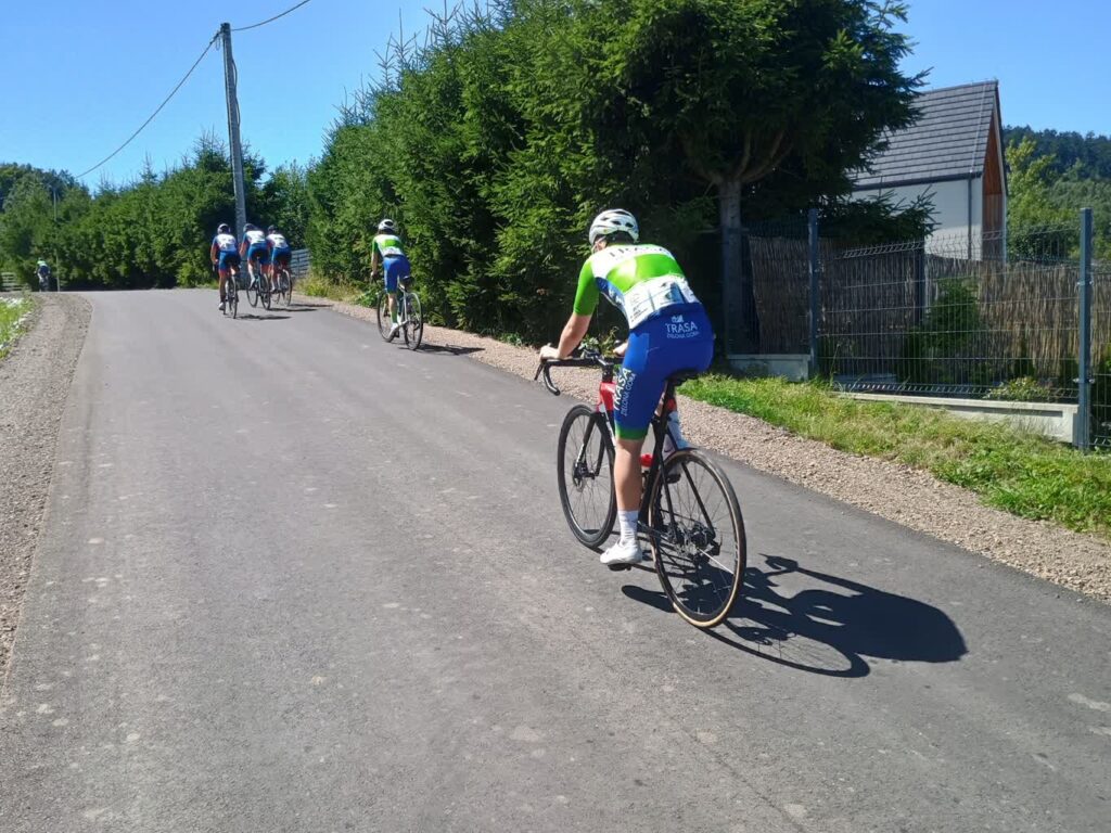 Kolarze Trasy sprawdzili formę przed górskimi mistrzostwami Polski Kolarze Trasy sprawdzili formę przed górskimi mistrzostwami Polski Radio Zachód - Lubuskie