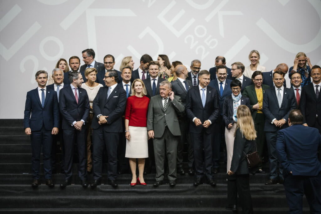 Sikorski w Kopenhadze: Polska za zaostrzeniem sankcji na Rosję PAP/EPA/EMIL NICOLAI HELMS