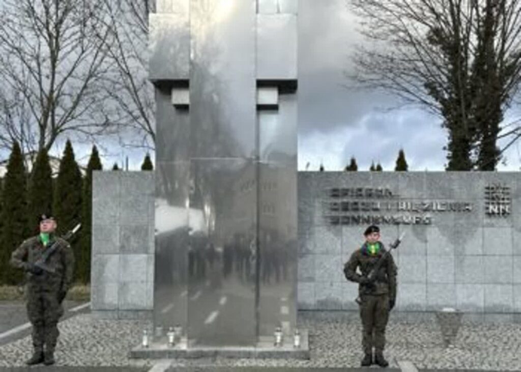 Wakacje z przewodnikiem odc. 11 - Słońsk 3 Wakacje z przewodnikiem odc. 11 - Słońsk Radio Zachód - Lubuskie