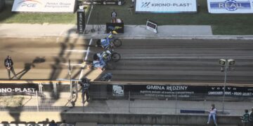 Sześć punktów straty Stali po pierwszym meczu fazy play-down 8 fot. Ryszard Rachlewicz