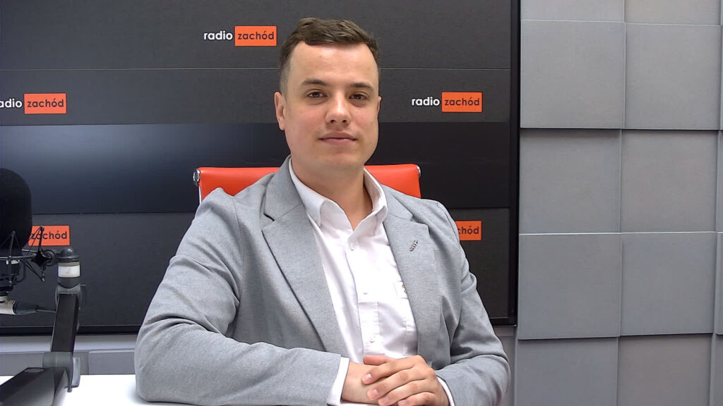 Bartłomiej Szulik sekretarz okręgu i lider Konfederacji w Nowej Soli 1 Bartłomiej Szulik sekretarz okręgu i lider Konfederacji w Nowej Soli Radio Zachód - Lubuskie