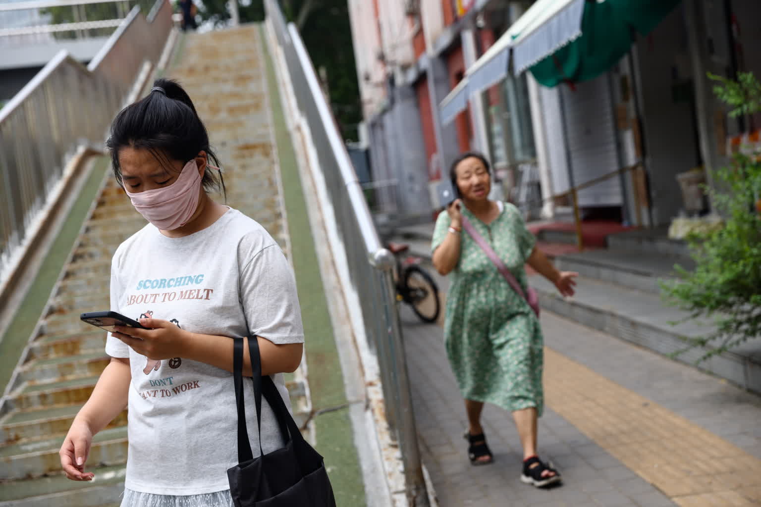 MSZ ostrzega przed podróżą do Chin. Wzrost zachorowań na Chikungunya