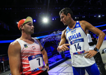 Kamil Kasperczak (z lewej); fot. UIPM World Pentathlon / Nuno Gonçalves