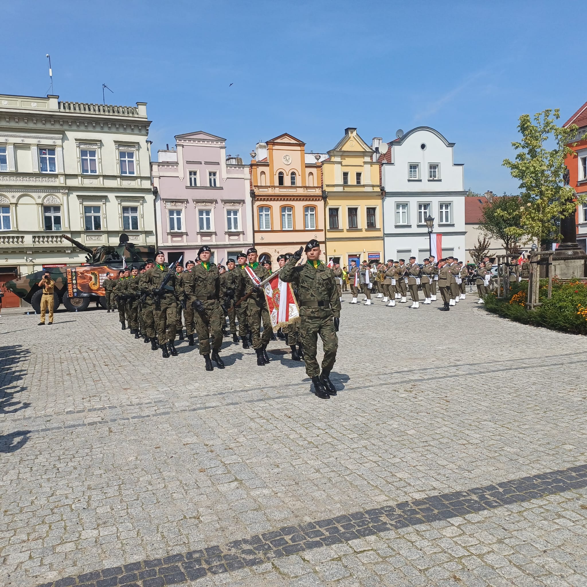 Wojewódzkie obchody Święta Wojska Polskiego w Bytomiu Odrzańskim Radio Zachód - Lubuskie