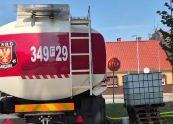 Trwa przywracanie dostępu do bieżącej wody w Chwalimiu i Kargowej 15 Fot. OSP Kargowa/FB