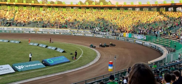 Falubaz spokojnie utrzymał się w elicie 9 fot. Jakub Lesiński