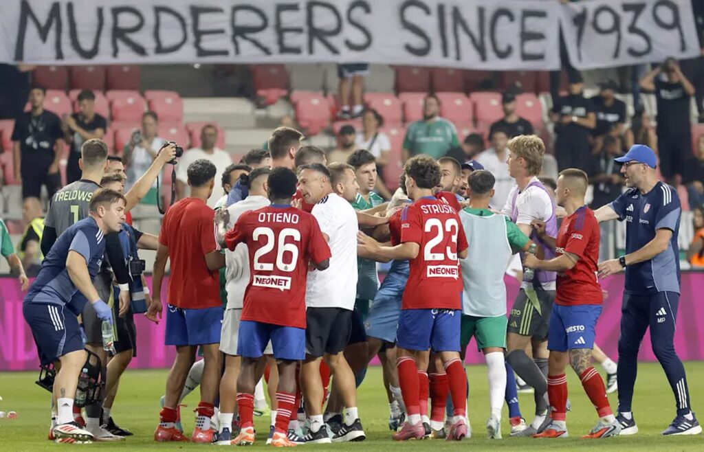 Piłkarze Rakowa Częstochowa i Maccabi Hajfa. Fot. PAP/Waldemar Deska