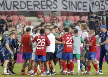 Piłkarze Rakowa Częstochowa i Maccabi Hajfa. Fot. PAP/Waldemar Deska