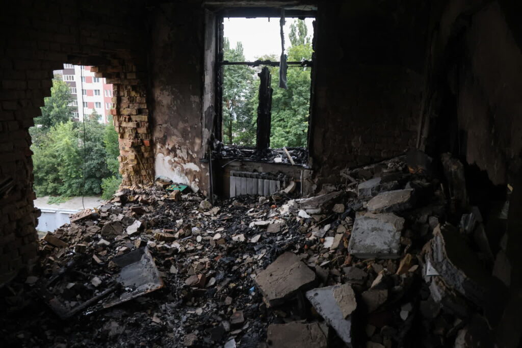 Zełenski: W rosyjskich atakach zginęło 31 osób, rannych zostało 159 PAP/Victor Kovalchuk