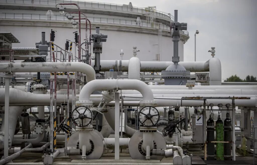 Siły Systemów Bezzałogowych Ukrainy ponownie zaatakowały rurociąg Przyjaźń 6 Rurociąg Przyjaźń. Zdj. ilustracyjne. Fot. PAP/EPA/MARTIN DIVISEK