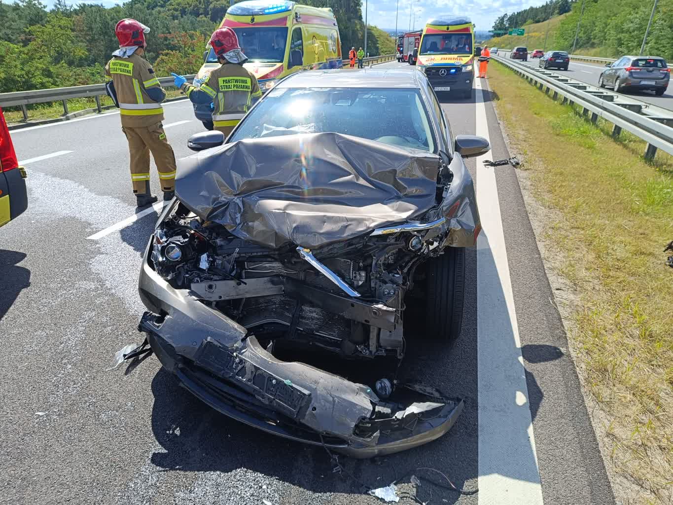 Zderzenie BMW i Toyoty na S3. Cztery osoby poszkodowane Radio Zachód - Lubuskie