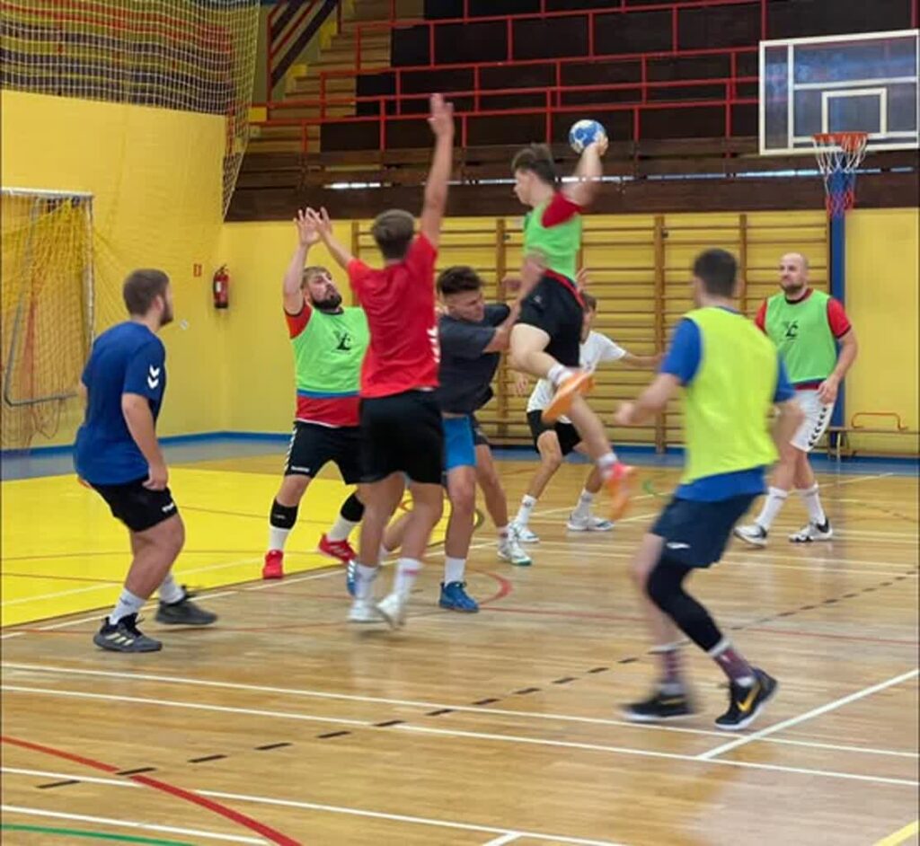 Zew stawia na młodzież, ale być może będą wzmocnienia Zew stawia na młodzież, ale być może będą wzmocnienia Radio Zachód - Lubuskie