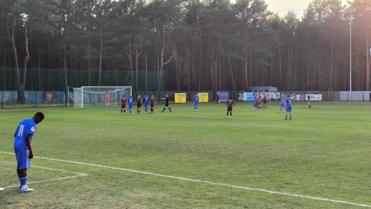 Stal Jasień po kontrowersyjnej końcówce straciła punkt z Miedzią 9 fot. Paweł Górski