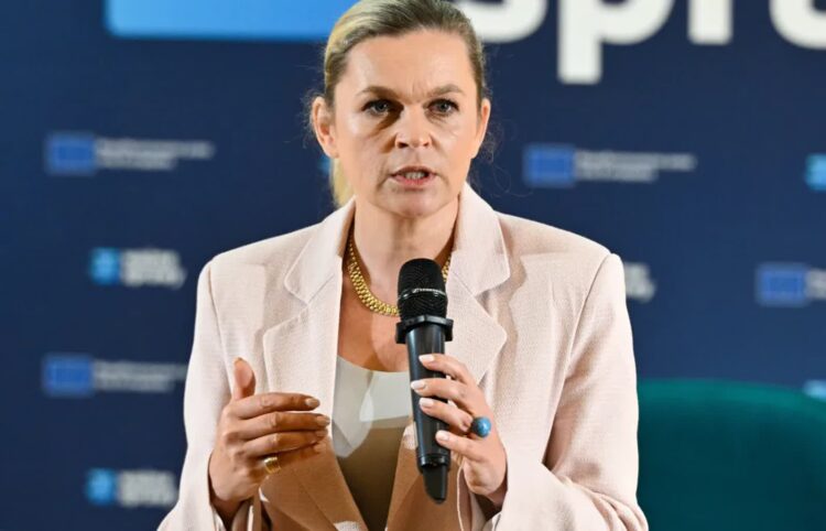 Minister edukacji Barbara Nowacka. Fot. PAP/Radek Pietruszka