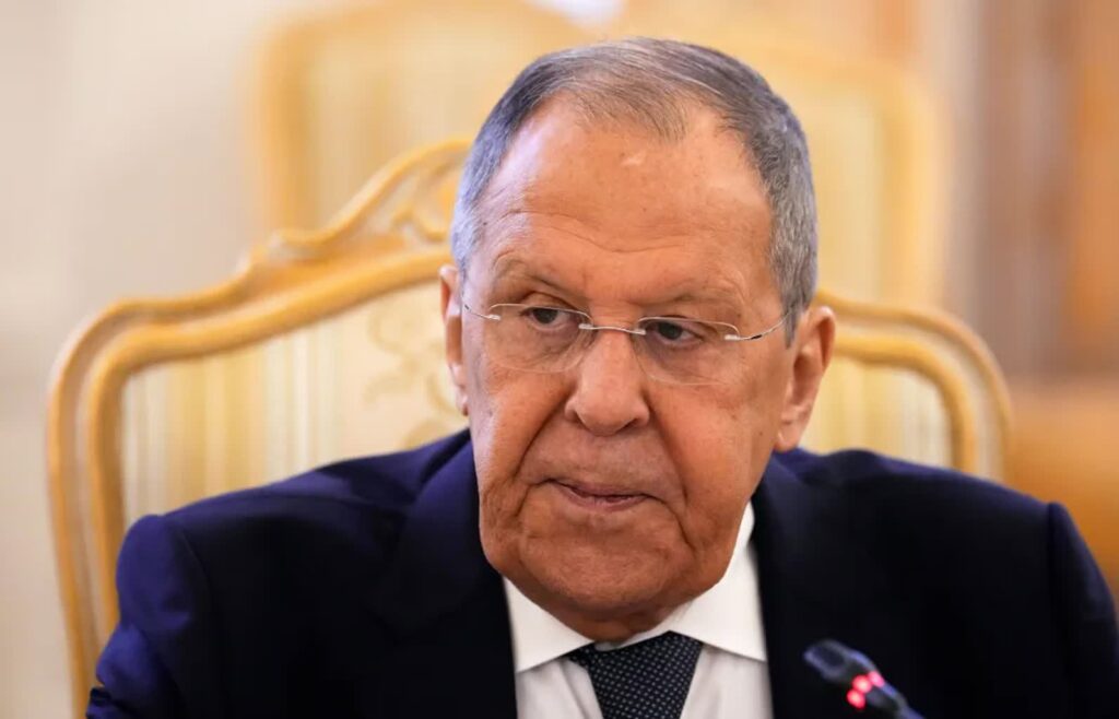 Siergiej Ławrow. Fot. EPA/ALEXANDER ZEMLIANICHENKO / POOL