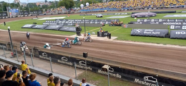 Motor zdemolował Falubaz! 9 fot. Jacek Białogłowy