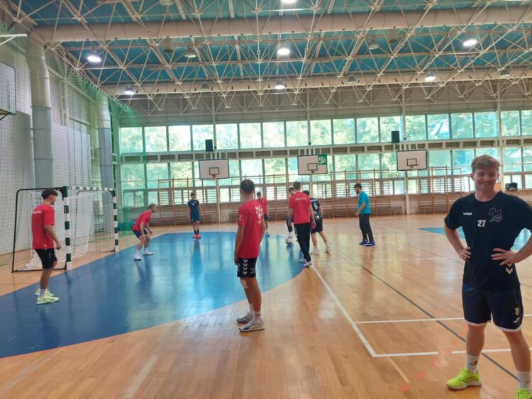 AZS UZ wygrał dwa mecze kontrolne przed inauguracją I ligi szczypiornistów 9 AZS UZ wygrał dwa mecze kontrolne przed inauguracją I ligi szczypiornistów Radio Zachód - Lubuskie