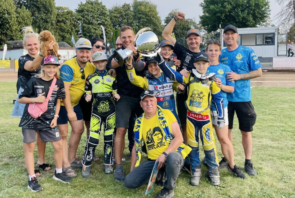 Stal wzięła dublet w ekstraligowych rozgrywkach miniżużlowców Stal wzięła dublet w ekstraligowych rozgrywkach miniżużlowców Radio Zachód - Lubuskie