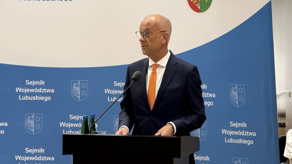 Jabłoński na sejmiku: Zarzuty po kolizji są krzywdzące i niesprawiedliwe Radio Zachód - Lubuskie