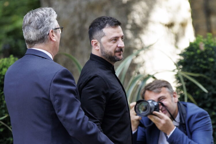 Wołodymyr Zełenski podczas wizyty w Wielkiej Brytanii (PAP/EPA/TOLGA AKMEN)