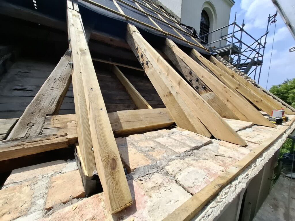 Kolejne pieniądze na remont zboru w Letnicy 1 fot. UG Świdnica