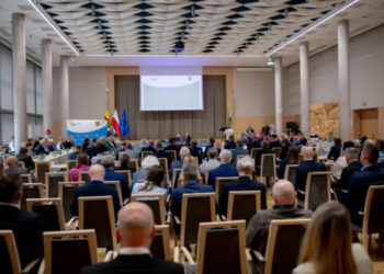 Radni PiS za spółką transportową 12 Radni PiS za spółką transportową Radio Zachód - Lubuskie