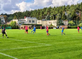 Róża bez kolców. Hat trick Mućki 13 Róża bez kolców. Hat trick Mućki Radio Zachód - Lubuskie