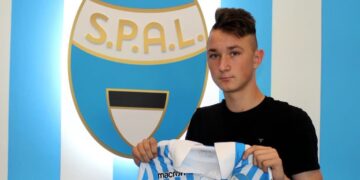 W Warcie zagra piłkarz z Serie A w CV! 4 5 lat temu Jakub Iskra posmakował Serie A w barwach zespołu z Ferrary (fot. spalferrara.it)