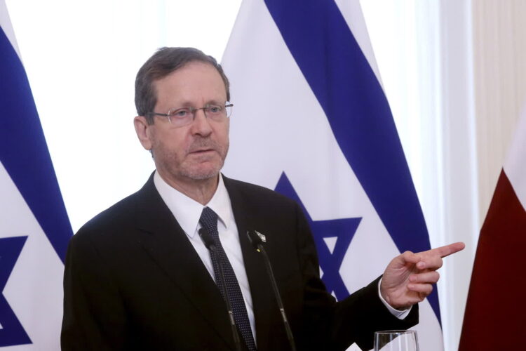 Isaac Herzog, prezydent Izraela (PAP/EPA/TOMS KALNINS)