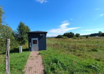 „Kibel jak kibel, czyli antrapa w polu” - reportaż Michała Szczęcha Radio Zachód - Lubuskie