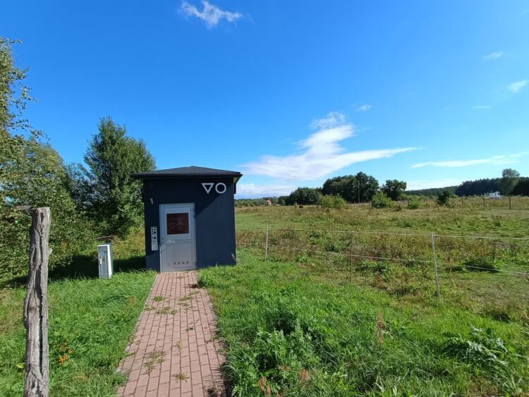 „Kibel jak kibel, czyli antrapa w polu” - reportaż Michała Szczęcha 9 „Kibel jak kibel, czyli antrapa w polu” - reportaż Michała Szczęcha Radio Zachód - Lubuskie