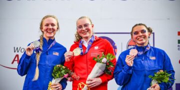 Idź złoto do złota 1 Faustyna Kotłowska na podium - fot. Bartłomiej Zborowski / PZSN START