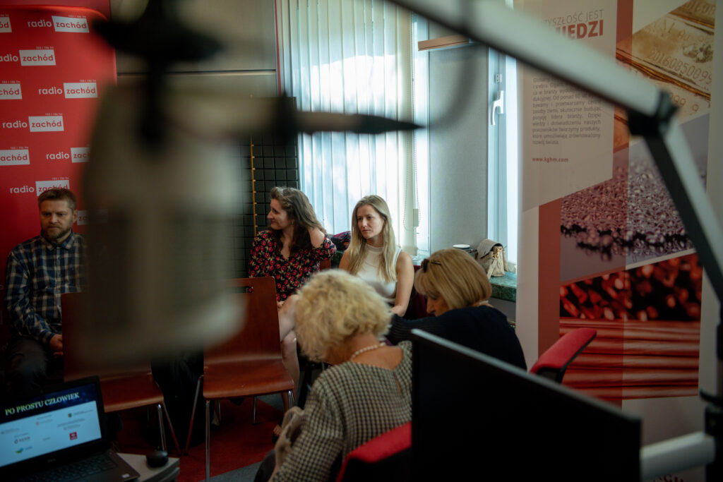 "Subiektywna historia polskiego reportażu radiowego". Sesja dziennikarska z udziałem nominowanych i jury konkursu na reportaż [GALERIA ZDJĘĆ] Radio Zachód - Lubuskie