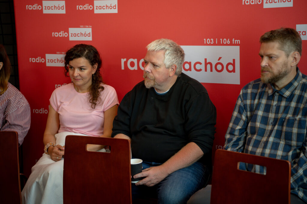 "Subiektywna historia polskiego reportażu radiowego". Sesja dziennikarska z udziałem nominowanych i jury konkursu na reportaż [GALERIA ZDJĘĆ] Radio Zachód - Lubuskie