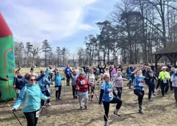 4 kilometry z kijkami. Wspólny Marsz Nordic Walking w Gorzowie 15 4 kilometry z kijkami. Wspólny Marsz Nordic Walking w Gorzowie Radio Zachód - Lubuskie