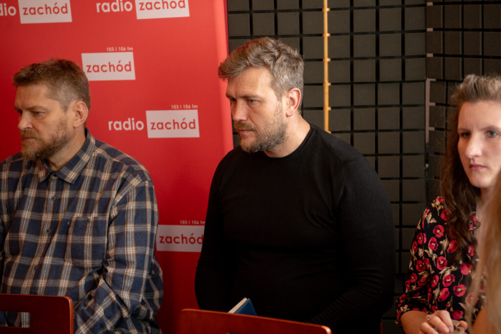 "Subiektywna historia polskiego reportażu radiowego". Sesja dziennikarska z udziałem nominowanych i jury konkursu na reportaż [GALERIA ZDJĘĆ] Radio Zachód - Lubuskie