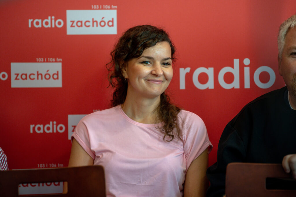 "Subiektywna historia polskiego reportażu radiowego". Sesja dziennikarska z udziałem nominowanych i jury konkursu na reportaż [GALERIA ZDJĘĆ] Radio Zachód - Lubuskie