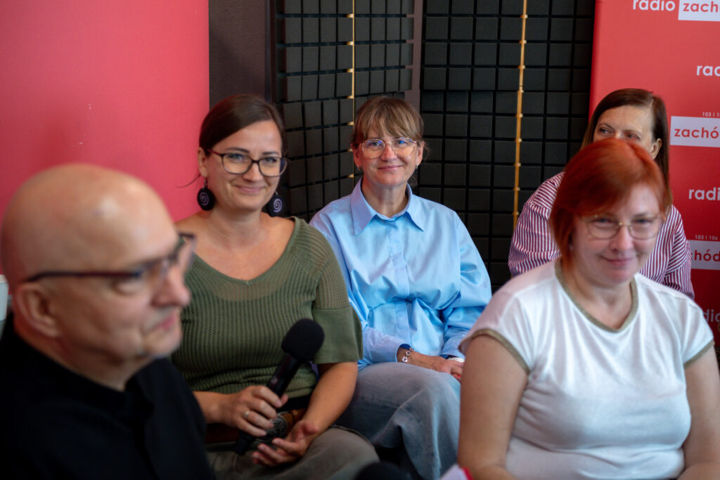 "Subiektywna historia polskiego reportażu radiowego". Sesja dziennikarska z udziałem nominowanych i jury konkursu na reportaż [GALERIA ZDJĘĆ] Radio Zachód - Lubuskie