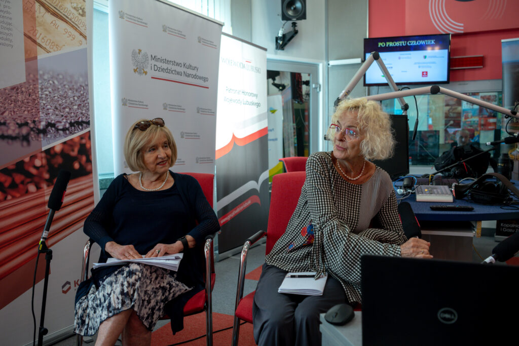 "Subiektywna historia polskiego reportażu radiowego". Sesja dziennikarska z udziałem nominowanych i jury konkursu na reportaż [GALERIA ZDJĘĆ] Radio Zachód - Lubuskie