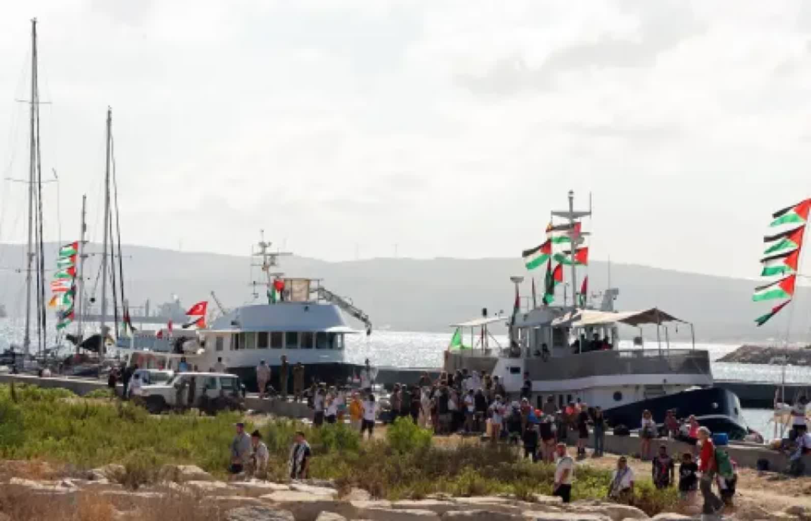 Statki flotylli, którymi płynęli Polacy, zatrzymane. Załogi zostaną deportowane przez Izrael