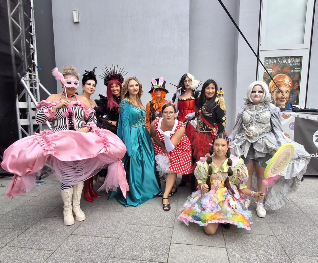 "Sukienki Mocy" – posłuchaj reportażu Moniki Bartkowicz-Krzysztof "Sukienki Mocy" – posłuchaj reportażu Moniki Bartkowicz-Krzysztof Radio Zachód - Lubuskie